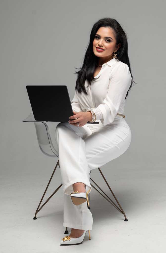 Amelia Castano Charlotte luxury real estate agent